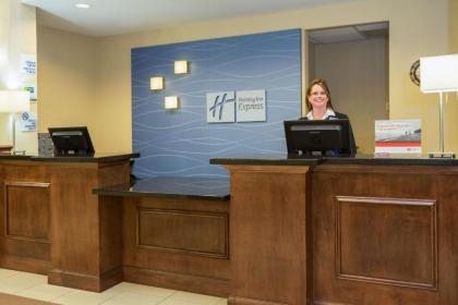 Holiday Inn Express & Suites Moultrie an IHG Hotel - image 9