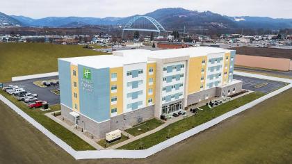 Holiday Inn Express & Suites - Moundsville - image 1