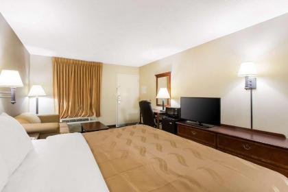 Quality Inn Mount Airy Mayberry - image 4