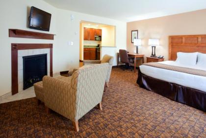 Holiday Inn Express Hotel & Suites Mount Airy an IHG Hotel - image 10