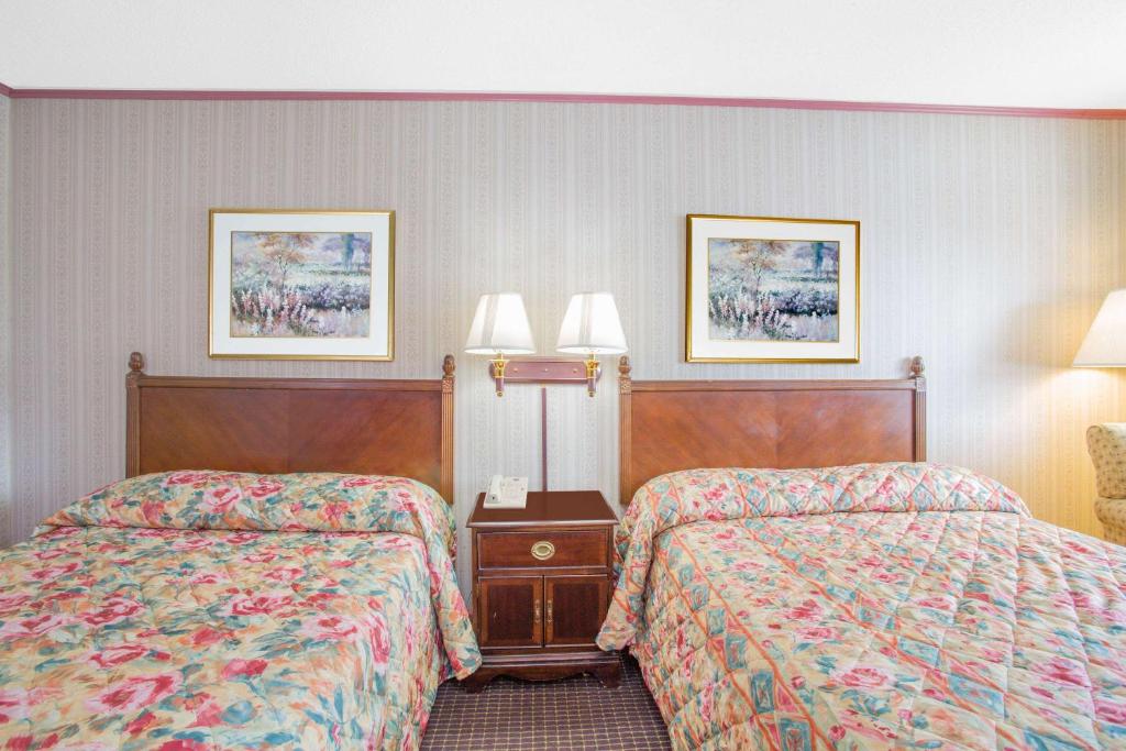 Knights Inn Mount Airy - image 2