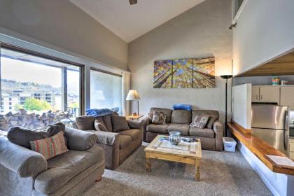 Cozy Condo with Porch Walk to Crested Butte Ski Lift - image 10