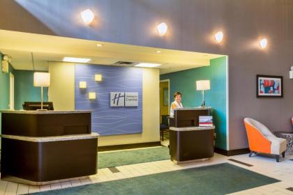 Holiday Inn Express & Suites Burlington - Mount Holly - image 5