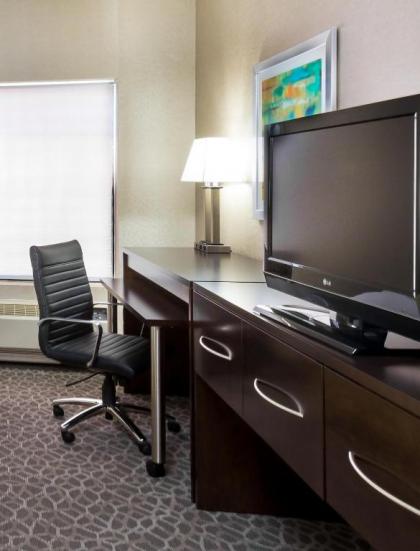 Holiday Inn Express & Suites Burlington - Mount Holly - image 7