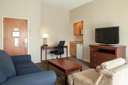 DoubleTree Suites by Hilton Mount Laurel - image 10