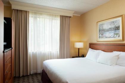 DoubleTree Suites by Hilton Mount Laurel - image 15