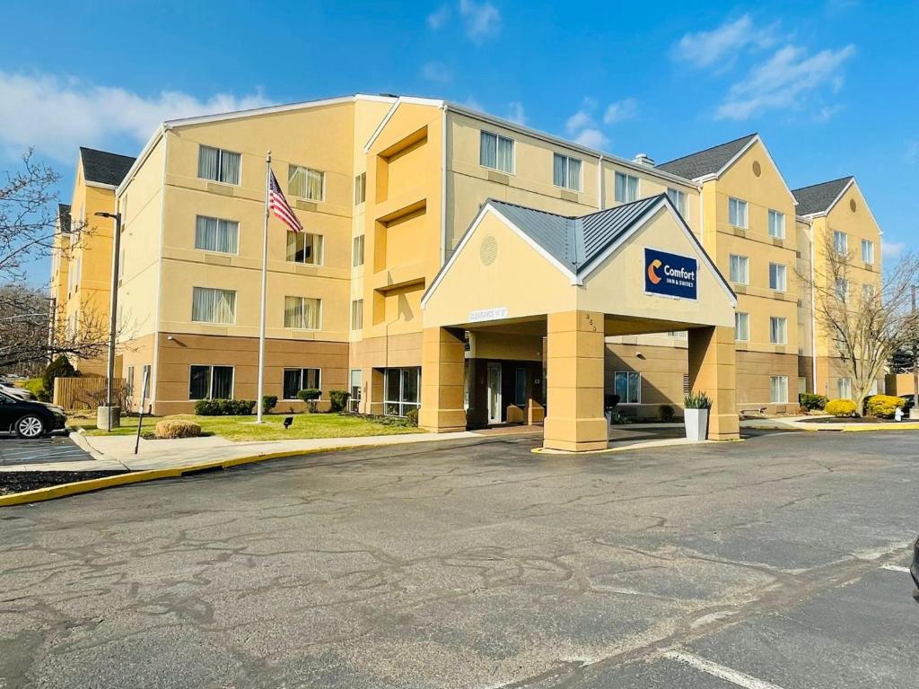 Fairfield Inn and Suites Mt. Laurel - main image