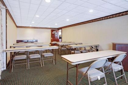 Knights Inn Mount Laurel - image 2