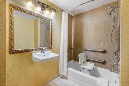 La Quinta by Wyndham Mt. Laurel - Philadelphia - image 2