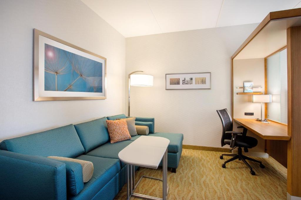 SpringHill Suites by Marriott Mount Laurel - image 2