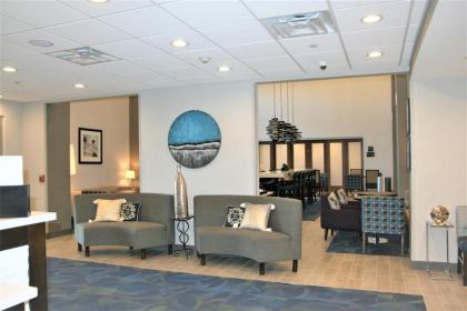 Hampton Inn & Suites Mount Laurel/Moorestown - image 14