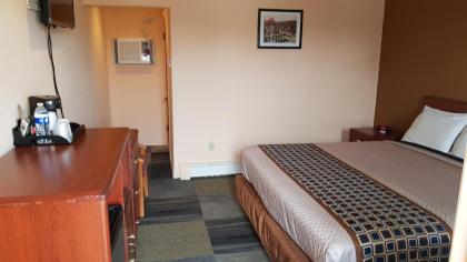 Greenway Motel - image 3