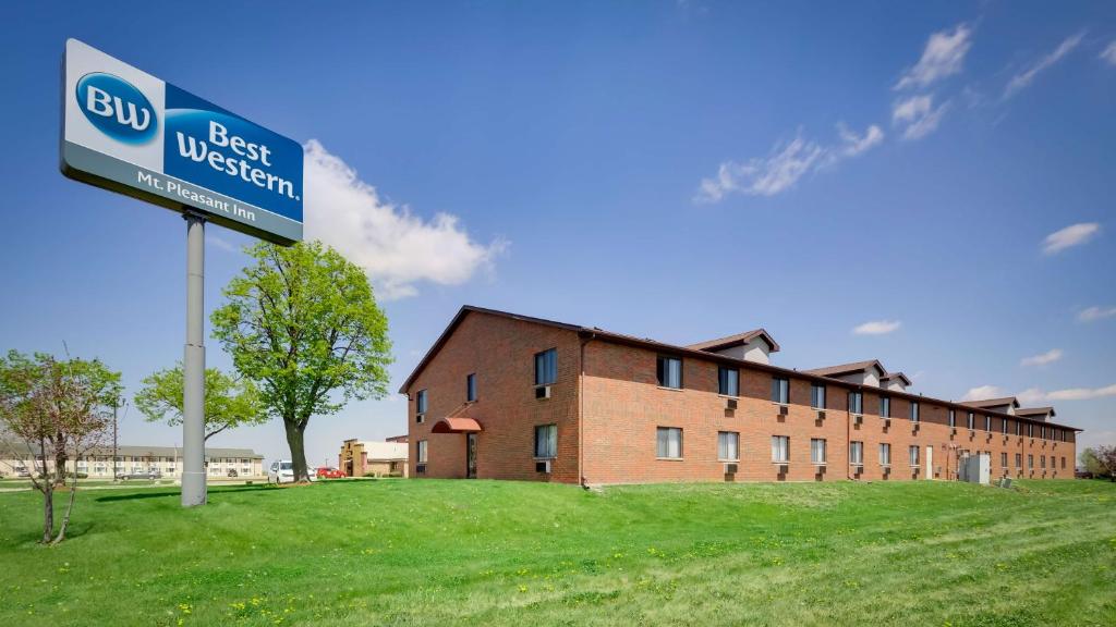 Best Western Mount Pleasant Inn - main image