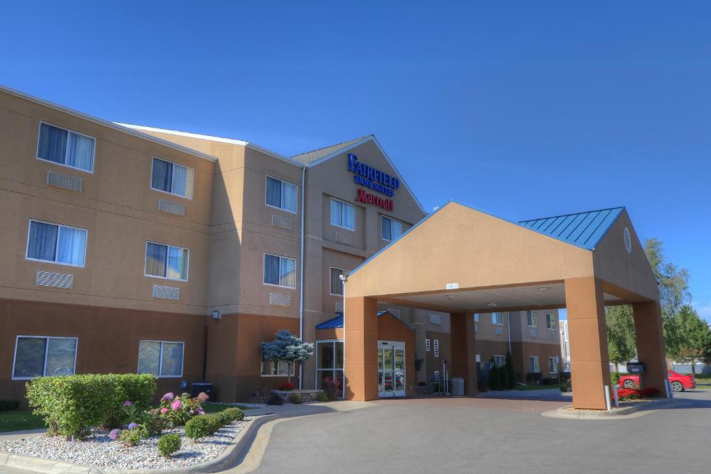 Fairfield Inn & Suites Mt. Pleasant - main image