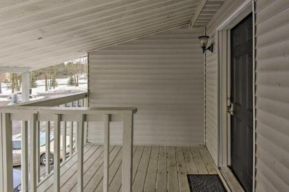 Mount Pocono Condo with Balcony - Near Mt Airy Casino - image 13