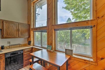 Cozy Studio Near Hiking and Skiing Walk to Downtown - image 10