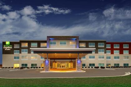 Holiday Inn Express & Suites Mt Sterling North an IHG Hotel - image 12