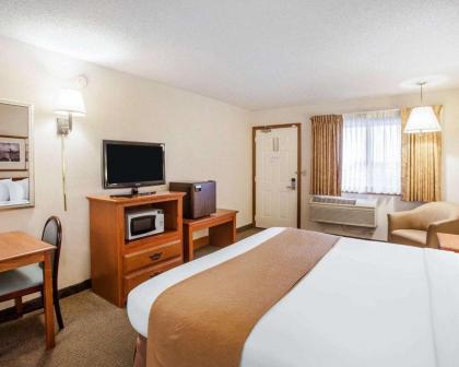 Quality Inn Mount Vernon - image 11