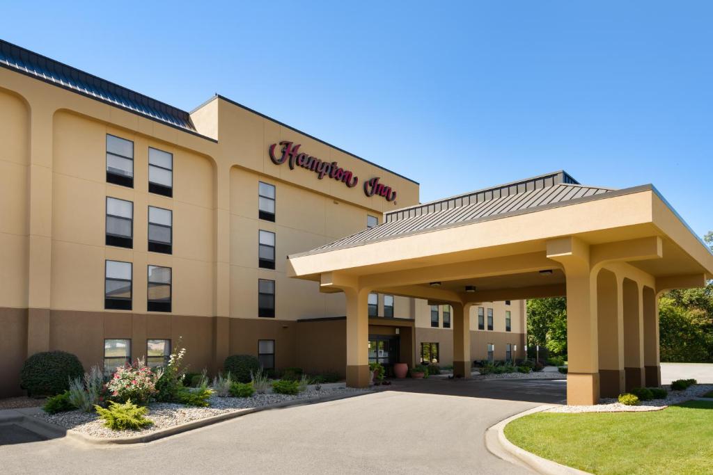 Hampton Inn Mt. Vernon - main image