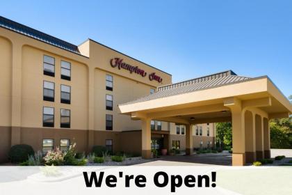 Hampton Inn Mt. Vernon - image 15