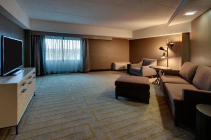 Doubletree By Hilton Mt. Vernon - image 5