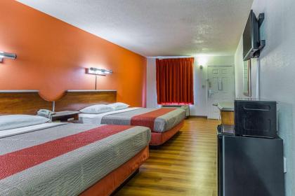 Motel 6-Mount Vernon IL - image 10