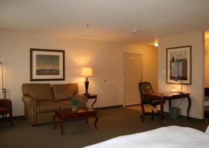 Hampton Inn Mountain Home - image 14