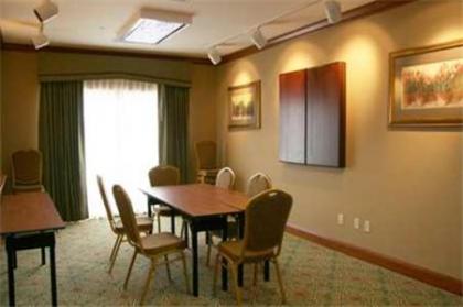 Hampton Inn Mountain Home - image 8