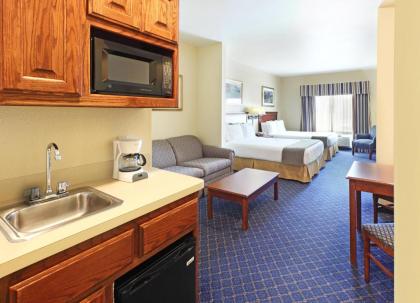 Holiday Inn Express Hotels & Suites Mountain Home an IHG Hotel - image 9