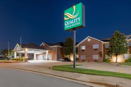 Quality Inn & Suites Mountain Home North - image 11