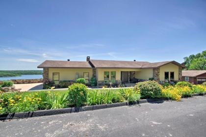 Lake Norfork Home with Waterview Patio and Balcony - image 15