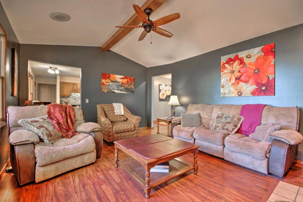 Spacious Getaway with Game Room and Norfork Lake View! - image 2