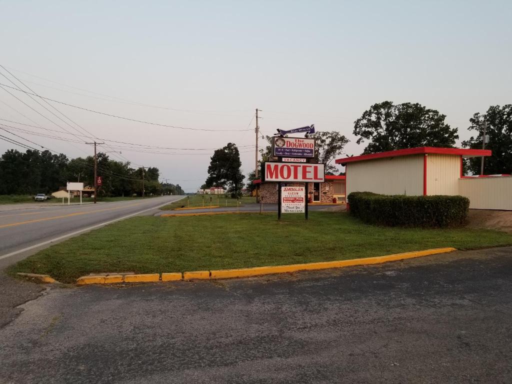 Dogwood Motel - main image