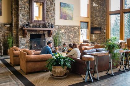 Bear Creek Lodge - image 11