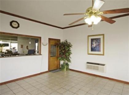 Executive Inn Muldrow - image 5