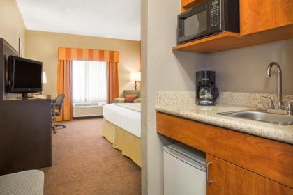 Holiday Inn Express & Suites - Muncie an IHG Hotel - image 8