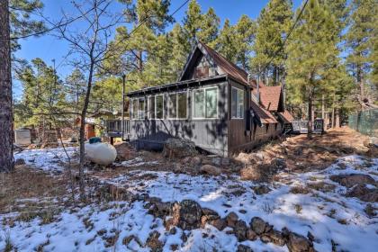 Modern A-Frame Cabin with Deck - Hike Bike and Ski! - image 11