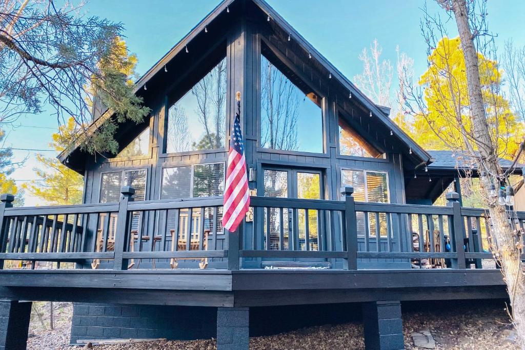 Peaceful Cabin Escape Btwn Flagstaff and Sedona - main image