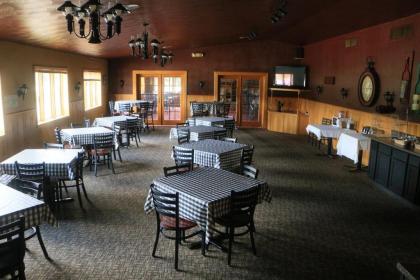 Econo Lodge Inn & Suites Munising Area - image 7