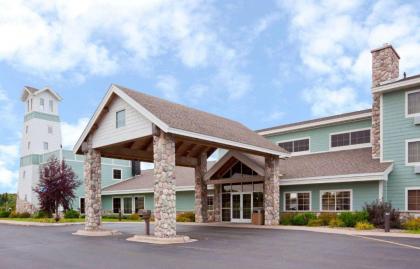 AmericInn by Wyndham Wetmore munising