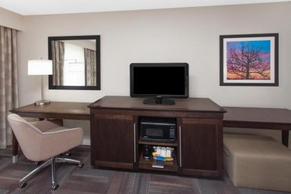 Hampton Inn & Suites Munster - image 9