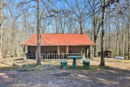 Murfreesboro Cabin with Fire Pit-by Lake Greeson - image 12