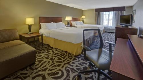 Holiday Inn Express Murfreesboro Central an IHG Hotel - image 4