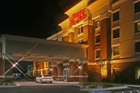 Hampton Inn & Suites Murfreesboro - image 2