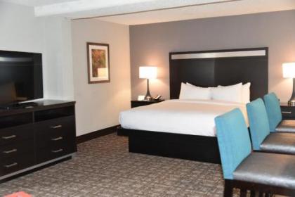 DoubleTree by Hilton Murfreesboro - image 3