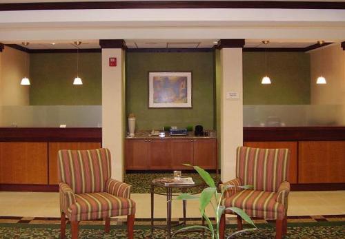 Fairfield Inn & Suites by Marriott Murfreesboro - image 5