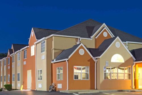 Microtel Inn by Wyndham - Murfreesboro - main image