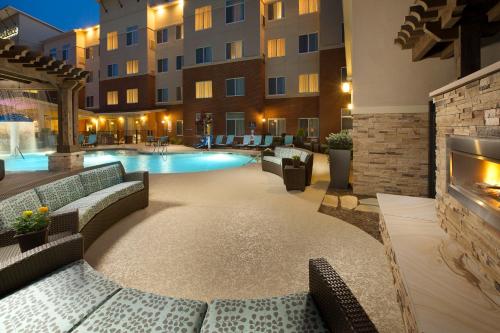 Residence Inn by Marriott Nashville South East/Murfreesboro - image 3