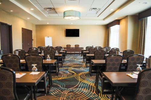 Hilton Garden Inn Murfreesboro - image 5