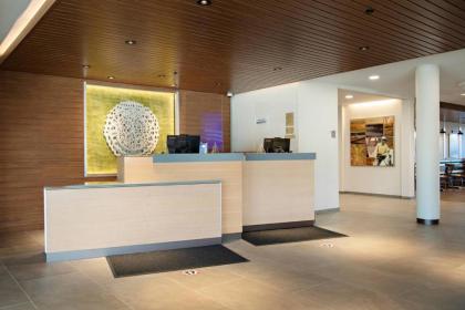 Fairfield Inn & Suites by Marriott Dayton North - image 15